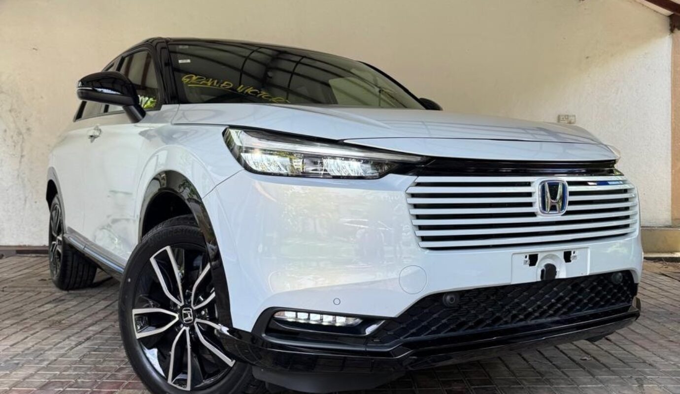 Honda Vezel Z Play – 2024